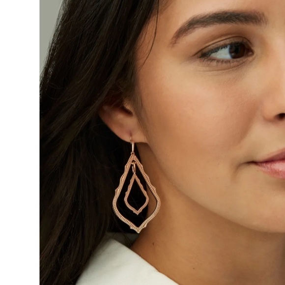 KENDRA SCOTT • Rose Gold Simon Drop Earrings - Picture 3 of 3